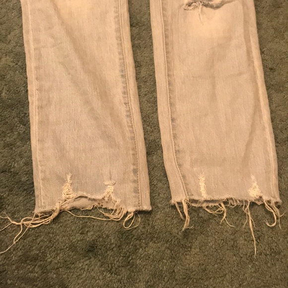 Ripped boyfriend jeans - Picture 3 of 7